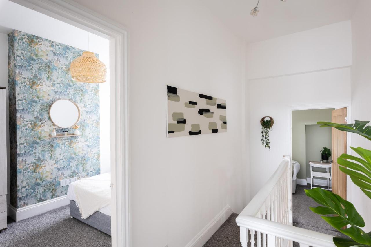 Levi Suite By Koya Homes - 3-Bedroom Home, Downtown Cardiff, Free Parking Bagian luar foto